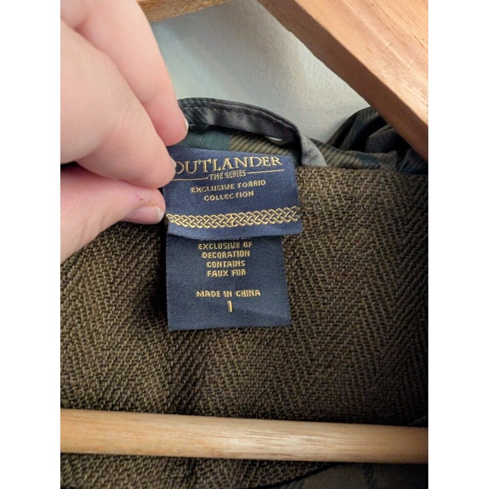 Outlander X Torrid Olive Green Tartan Jacket Size 1 - Picture 4 of 10